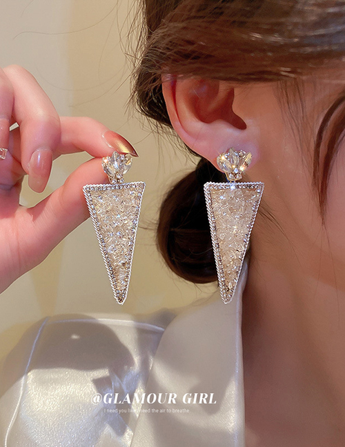 Aretes De Triángulo Invertido Geométrico Con Diamantes De Aleación