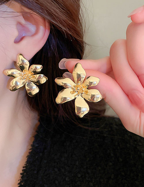 Brushed Metal Flower Stud Earrings
