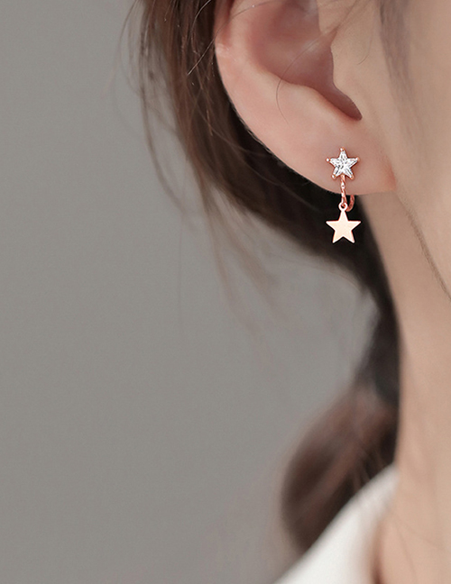 Ear Cuff De Latón Y Estrella De Cinco Puntas Tachonada De Diamantes (pieza Única)
