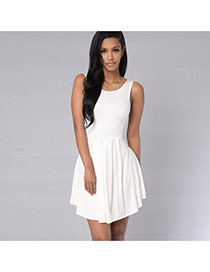Elegant white Pure Color Design Sleeveless Simple Pleated Dress